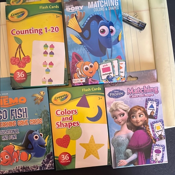Crayola Other - Crayola Flash Cards - Counting and Colors Set